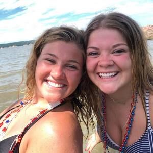 Meet your Posher, Lexi